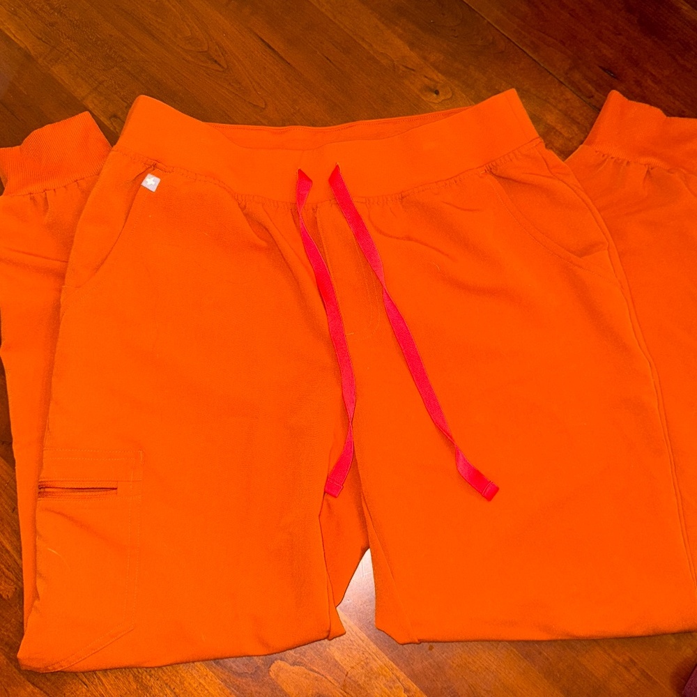 Figs Dirty Chai Jogger Scrub Pants Medium